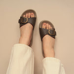 Load image into Gallery viewer, Bonnie in Stone Gray (on beige sole) - Sandals - Mercino