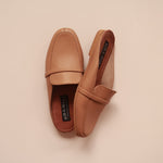 Load image into Gallery viewer, Venice in Camel - Mules - Rob and Mara