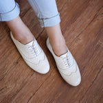 Load image into Gallery viewer, Ezra in White - Brogues - Rob and Mara