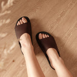Load image into Gallery viewer, Haru in Maple (on black sole) - Sandals - Mercino