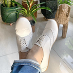 Load image into Gallery viewer, Ezra in Ivory - Brogues - Rob and Mara
