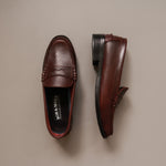 Load image into Gallery viewer, Cameron in Antique Amaretto - Loafers - Rob and Mara
