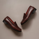 Load image into Gallery viewer, Cameron in Antique Amaretto - Loafers - Rob and Mara

