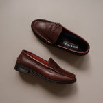 Load image into Gallery viewer, Cameron in Antique Amaretto - Loafers - Rob and Mara
