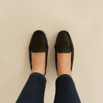 Load image into Gallery viewer, Devon in Black - Moccasins - Rob and Mara
