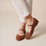 Load image into Gallery viewer, Estelle in Brown
