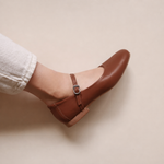 Load image into Gallery viewer, Estelle in Brown
