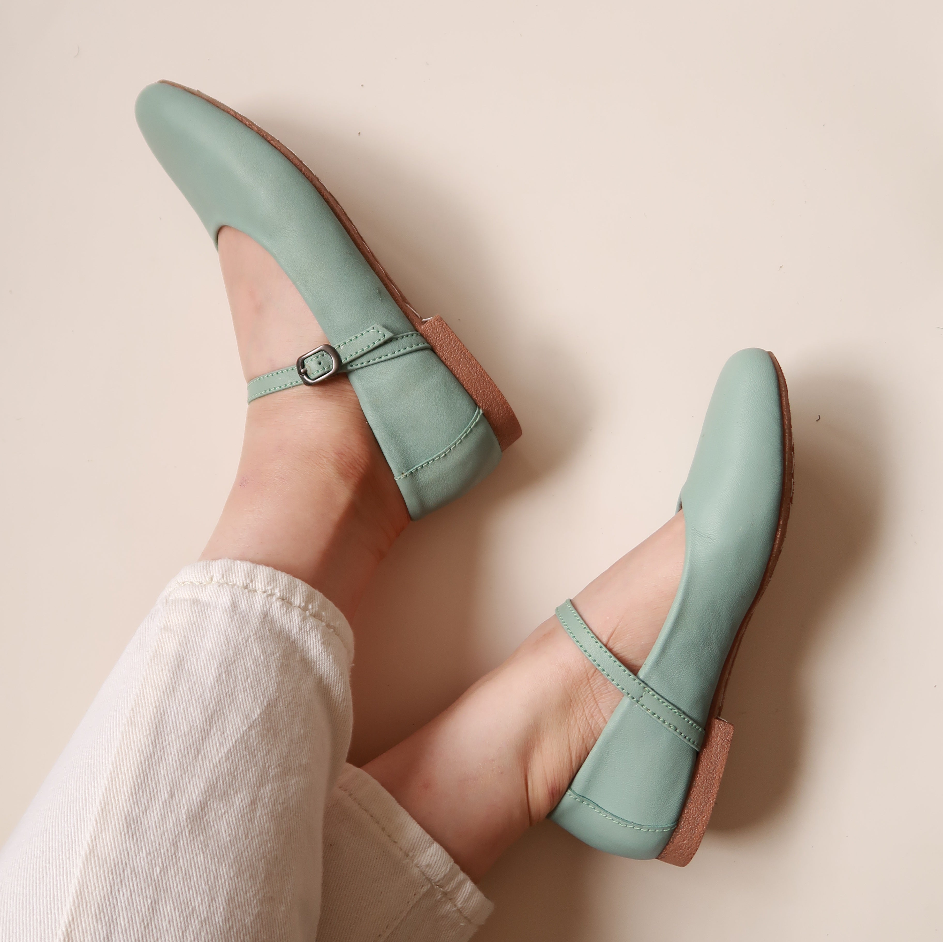 Estelle in Mint