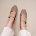 Load image into Gallery viewer, Estelle in Nude
