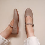 Load image into Gallery viewer, Estelle in Nude
