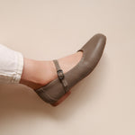 Load image into Gallery viewer, Estelle in Taupe Pebbled
