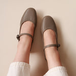 Load image into Gallery viewer, Estelle in Taupe Pebbled
