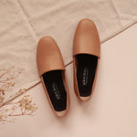 Load image into Gallery viewer, Paige in Camel - Loafers - Rob and Mara
