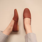Load image into Gallery viewer, Paige in Cognac Tan - Loafers - Rob and Mara
