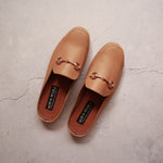Load image into Gallery viewer, Celeste in Camel - Mules - Rob and Mara
