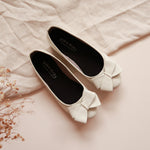 Load image into Gallery viewer, Primrose in Ivory - Ballet Flats - Rob and Mara
