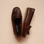Load image into Gallery viewer, Charlotte in Walnut - Moccasins - Rob and Mara
