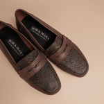 Load image into Gallery viewer, Vienna in Espresso Fleur (Limited Edition) - Loafers - Rob and Mara
