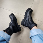 Load image into Gallery viewer, Zephyr in All Black Mono - Boots - Rob and Mara
