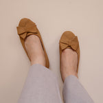 Load image into Gallery viewer, Primrose in Camel - Ballet Flats - Rob and Mara
