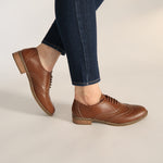 Load image into Gallery viewer, Victoria in Coffee - Brogues - Rob and Mara

