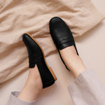 Load image into Gallery viewer, Vienna in Black (on brown sole)
