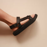 Load image into Gallery viewer, Zoe in All Black - Sandals - Mercino
