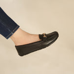 Load image into Gallery viewer, Florence in Black - Moccasins - Rob and Mara
