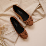Load image into Gallery viewer, Iris in Cognac Tan - Ballet Flats - Rob and Mara
