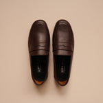 Load image into Gallery viewer, Vienna in Amaretto - Loafers - Rob and Mara
