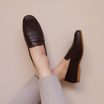 Load image into Gallery viewer, Vienna in Amaretto - Loafers - Rob and Mara
